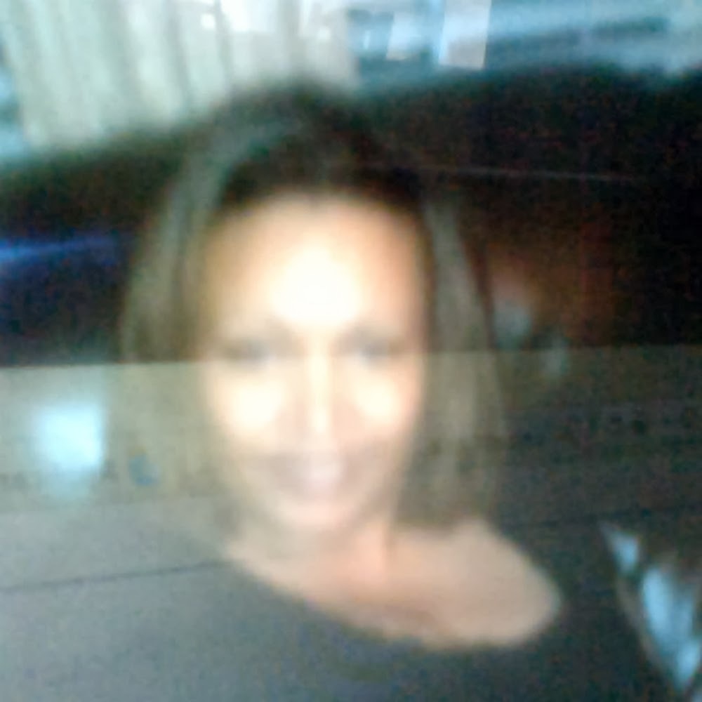 Meet your Posher, Laticia